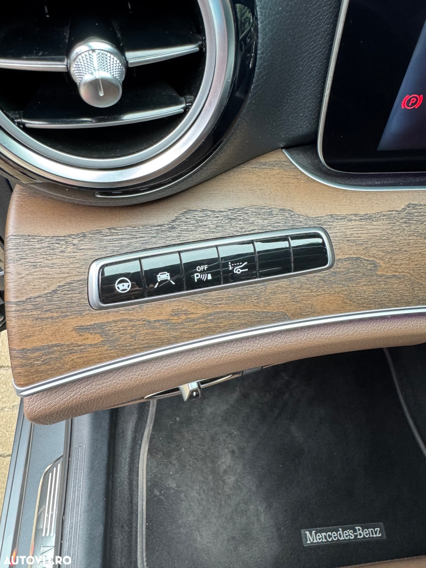 Mercedes-Benz E 350e 9G-TRONIC AMG Line - 20