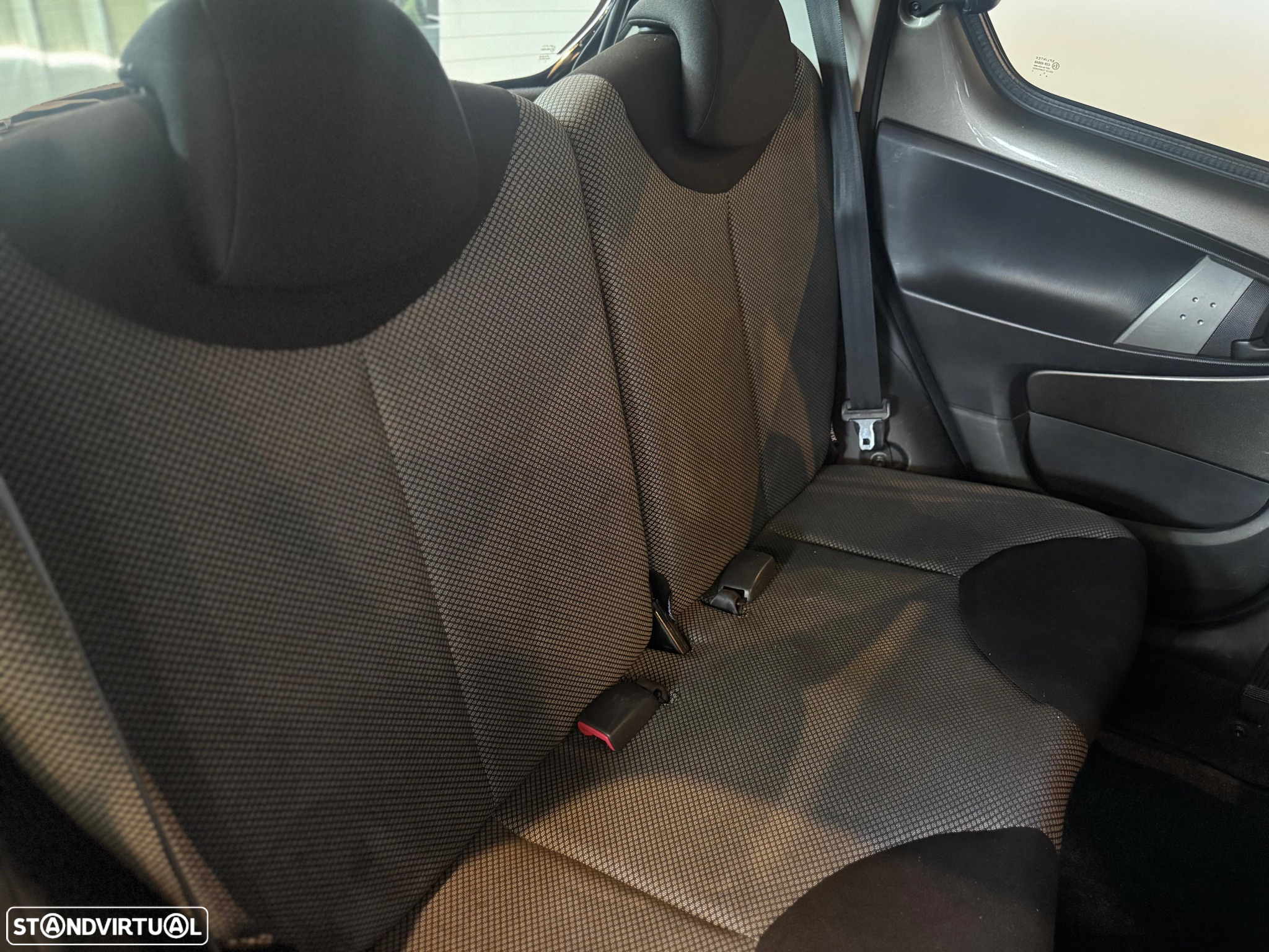 Toyota Aygo 1.0 X-Play+AC - 26