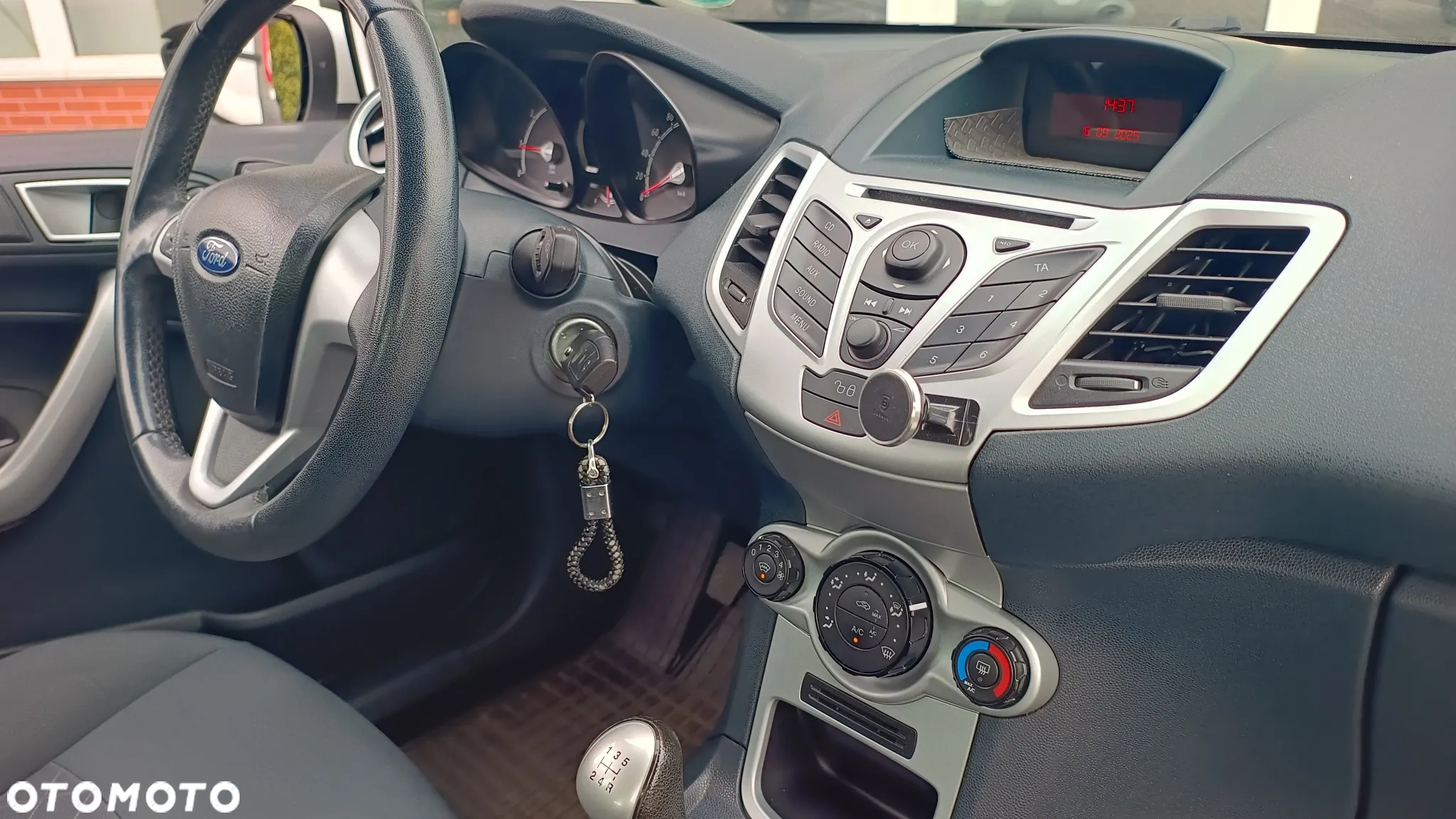 Ford Fiesta 1.25 Gold X EU5 - 6