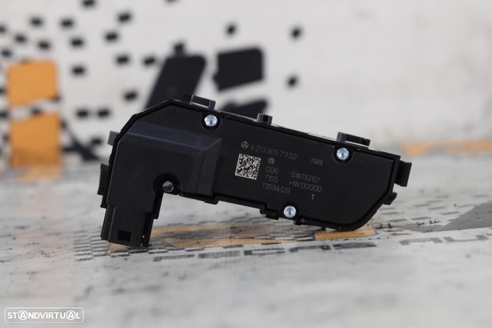 Comutador / Botão Mercedes-Benz C-Class (W205)  A2139057302 / Comando - 4