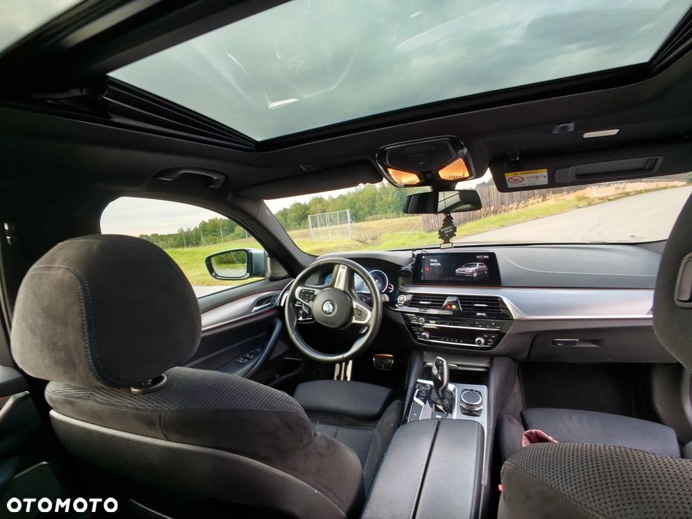 BMW Seria 5 530d xDrive Sport Line sport - 13
