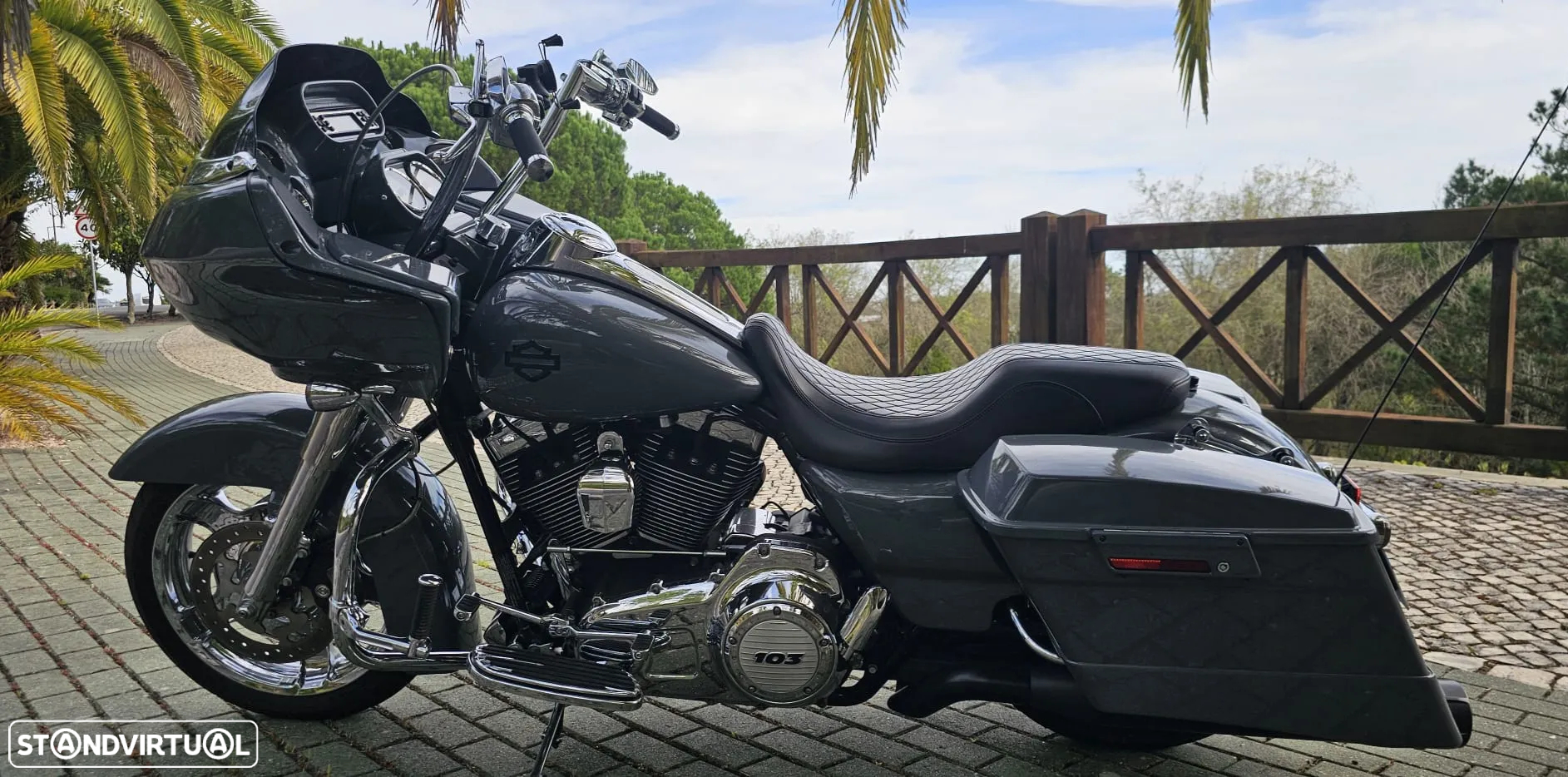Harley-Davidson FLT FLTRX Road Glide Custom - 9