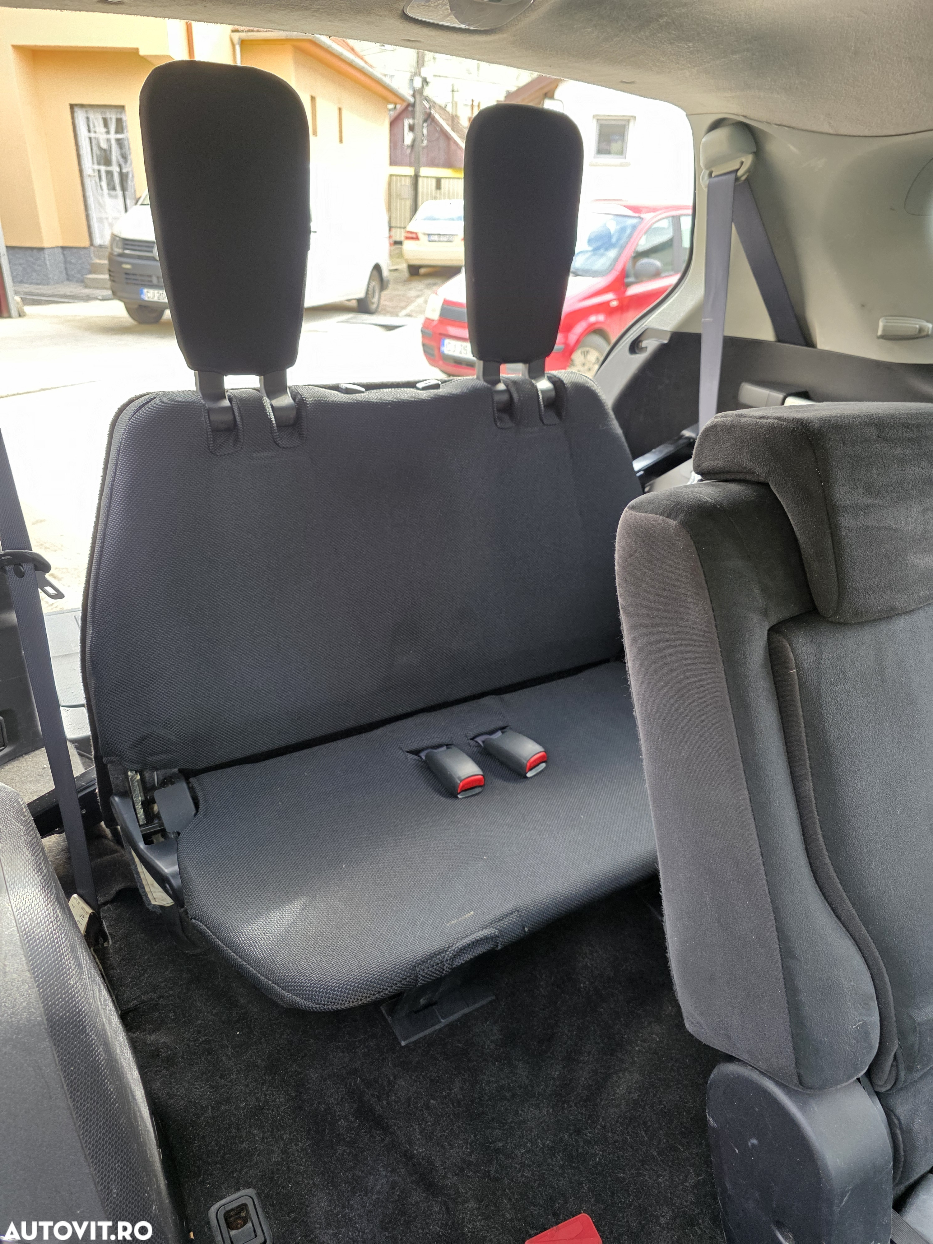 Mitsubishi Outlander 2.0 DI-D 4WD Instyle - 14