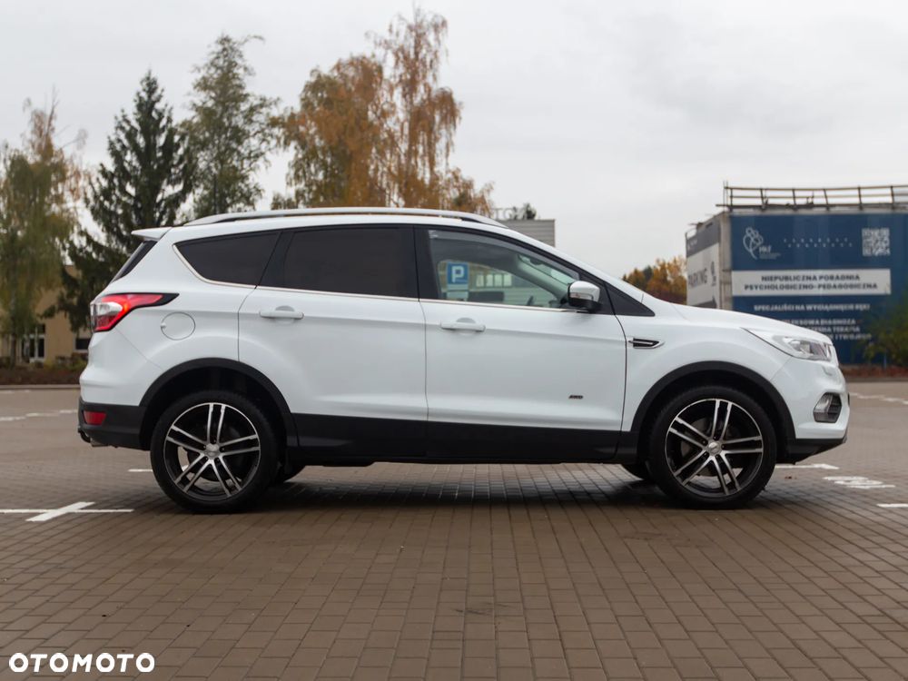 Ford Kuga 2.0 TDCi 4x4 Titanium - 8