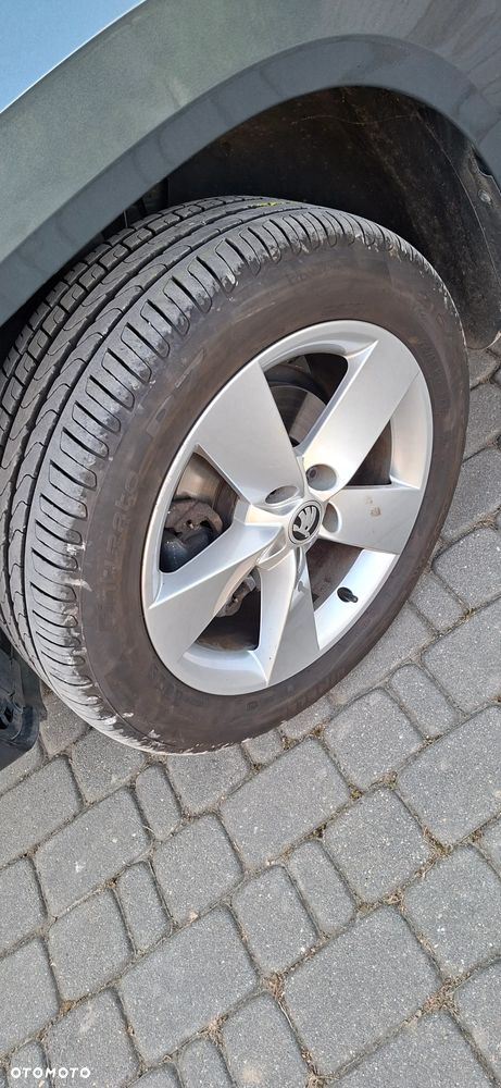 Skoda Karoq ver-1-6-tdi-scr-style - 3