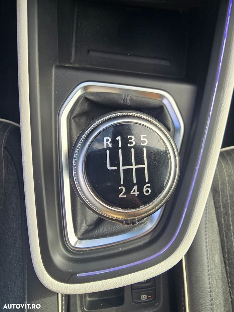 Renault Clio - 17