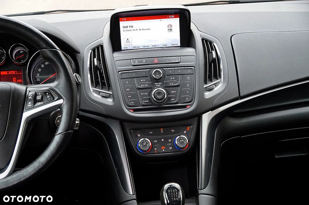 Opel Zafira 1.6 T SIDI Cosmo S&S - 15