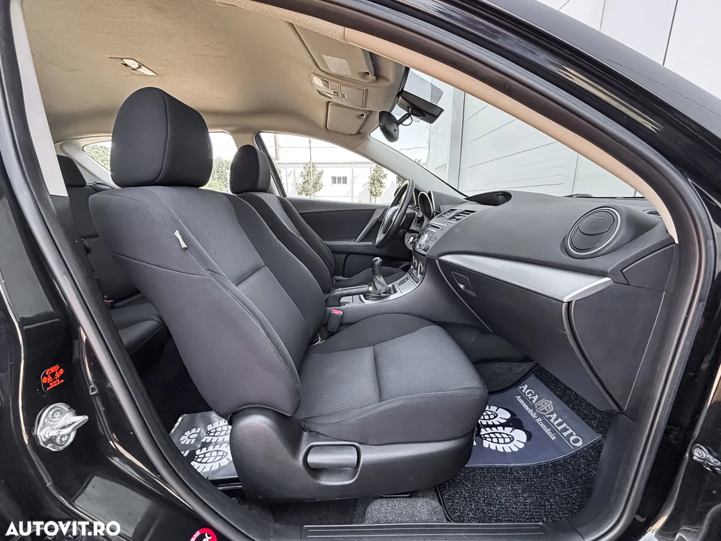 Mazda 3 - 9