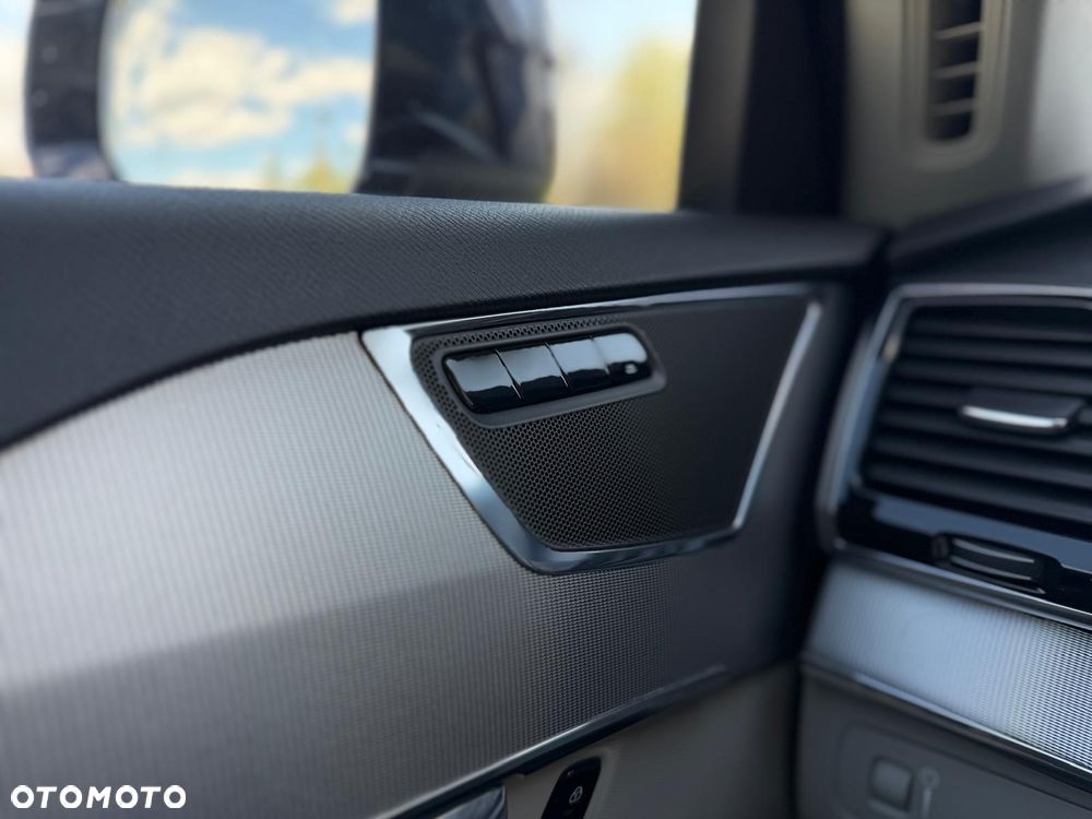 Volvo XC 90 T5 AWD Inscription 7os - 29