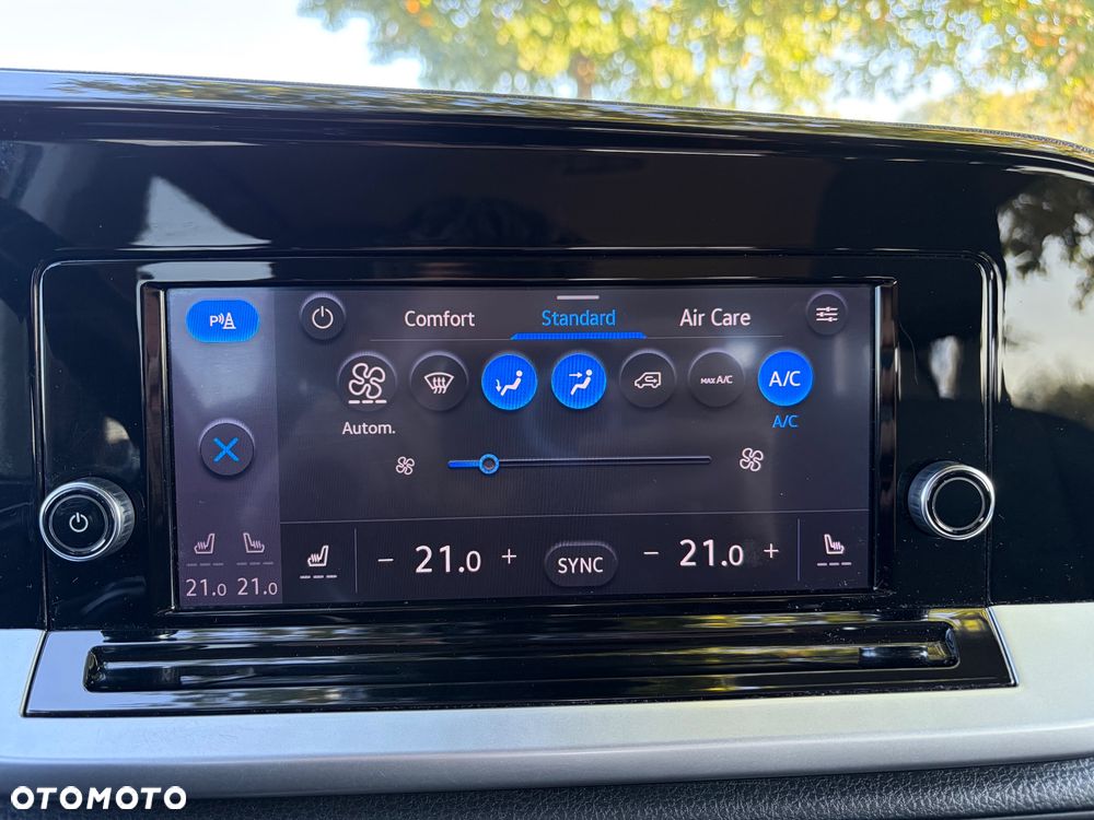 Ford Tourneo Connect 2.0 EcoBlue Titanium - 16