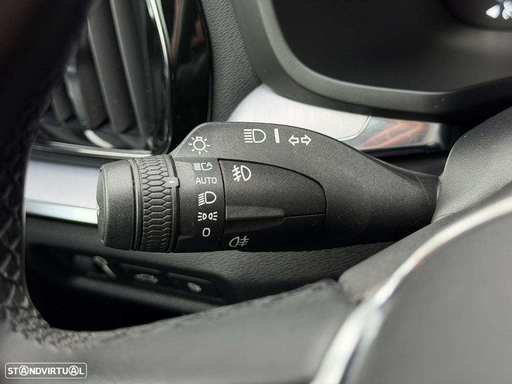 Volvo V60 2.0 T6 AWD TE Inscription Expression - 30