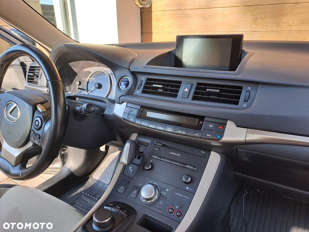 Lexus CT 200h Elegance - 5