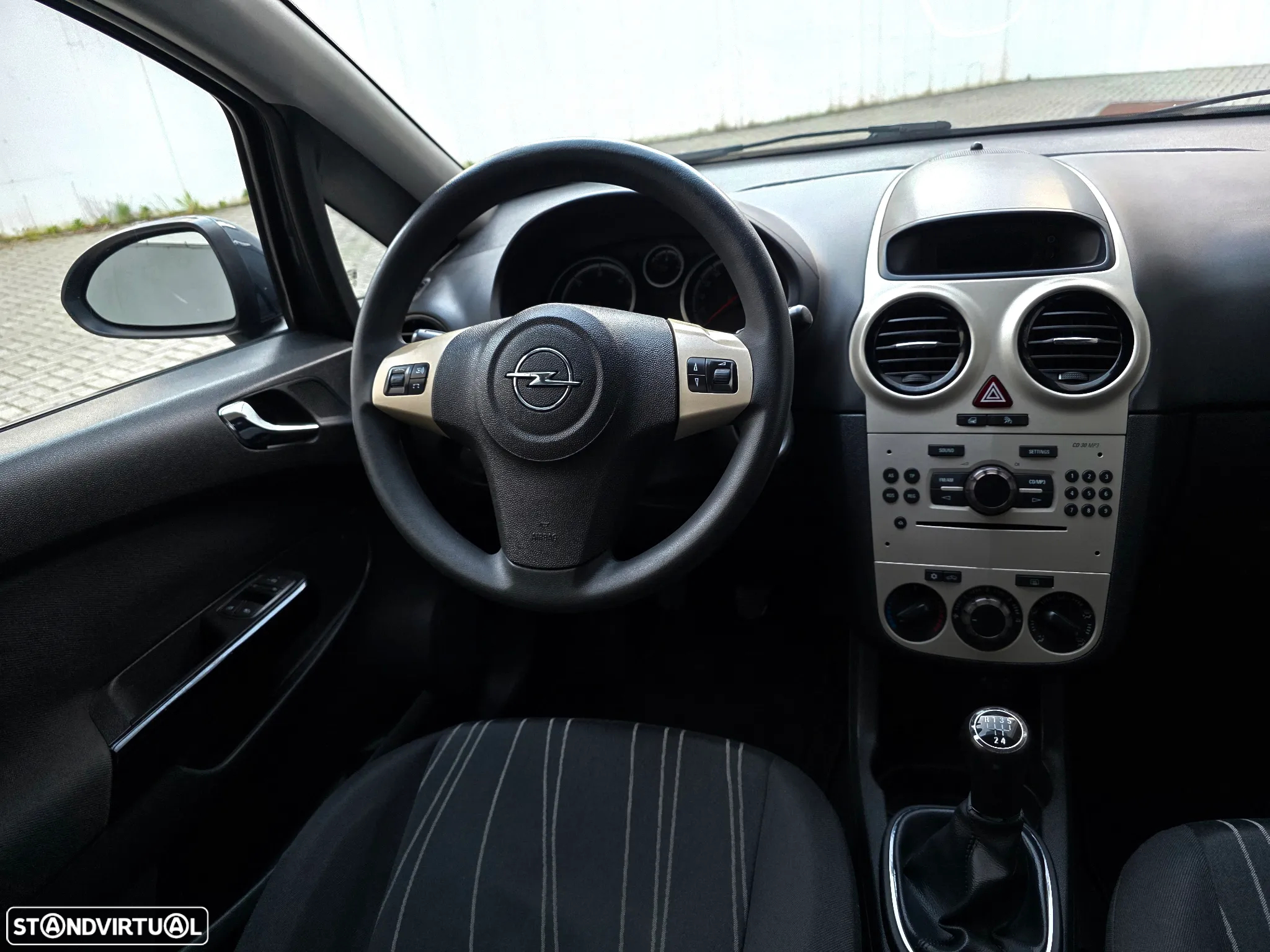 Opel Corsa 1.3 CDTi Enjoy - 39