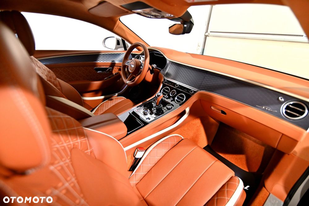 Bentley Continental GT Speed - 13