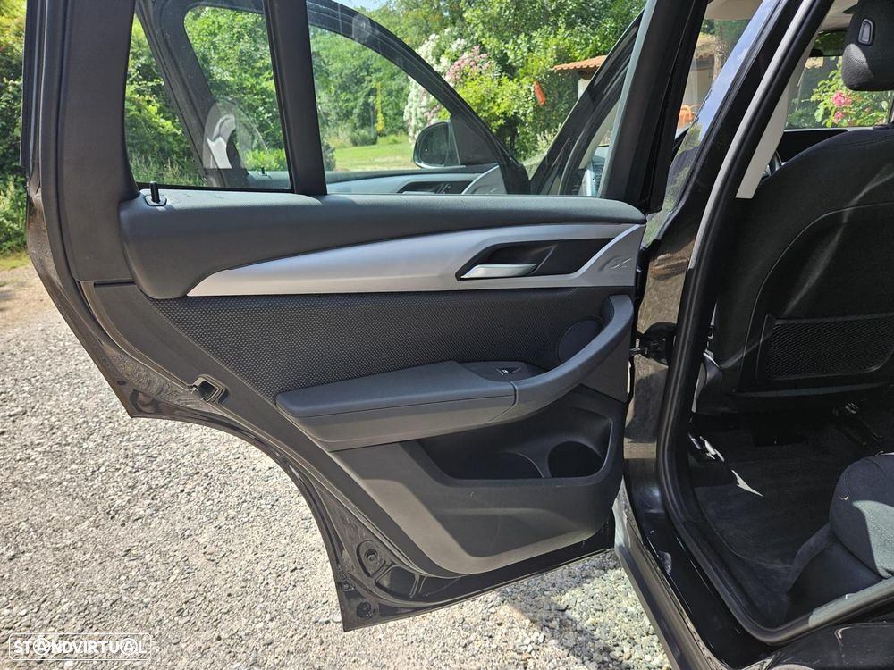 BMW X3 xDrive30e Aut. Advantage - 16