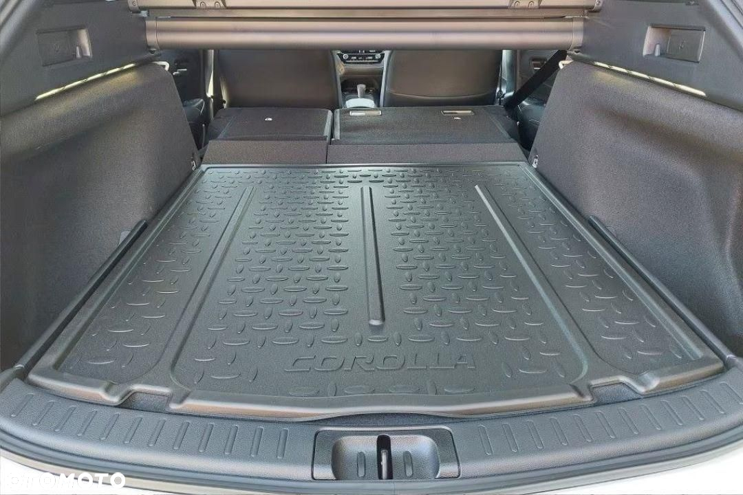 Toyota Corolla - 10