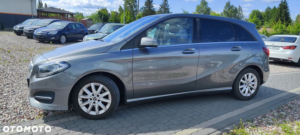 Mercedes-Benz B-Class 2017 photo 4