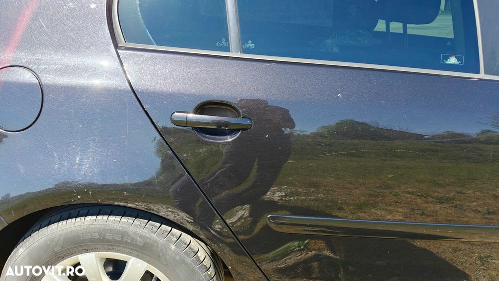 Volkswagen Golf 1.9 TDI Comfortline - 11