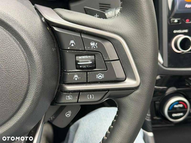 Subaru Forester 2.0 i Active Lineartronic - 31