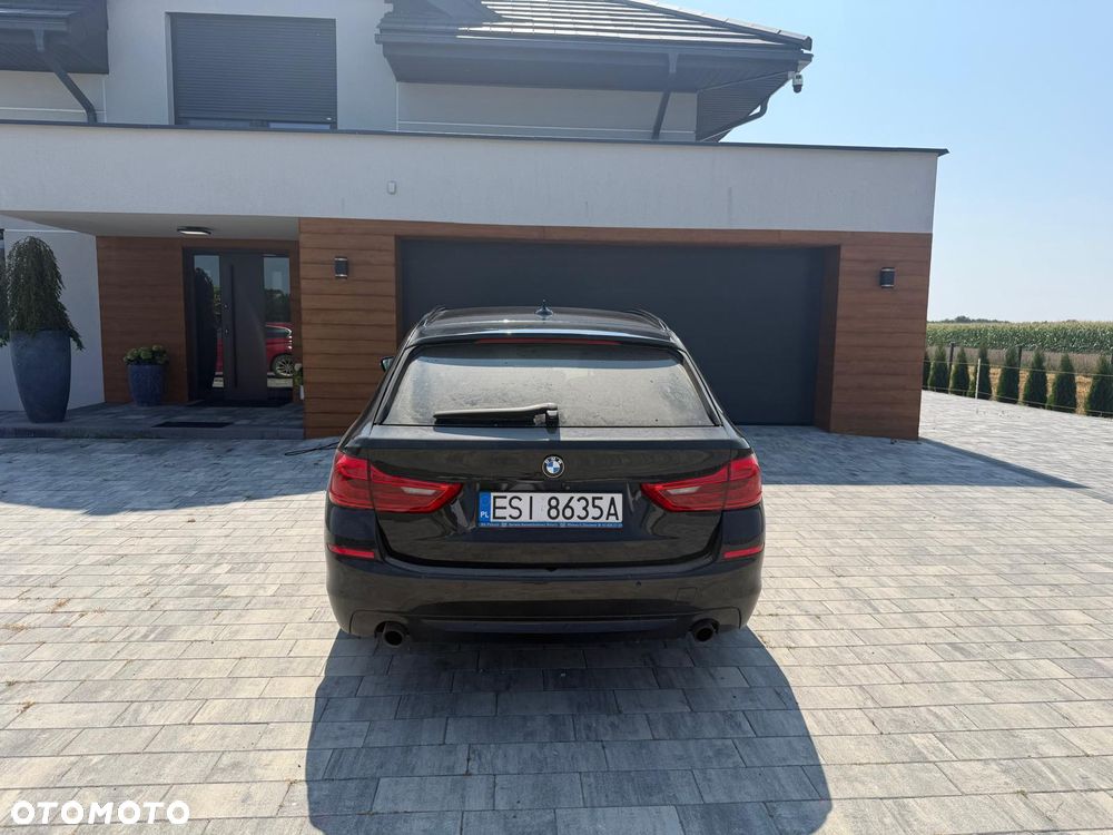 BMW Seria 5 530d Sport Line sport - 10
