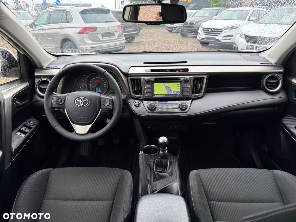 Toyota RAV4 - 18