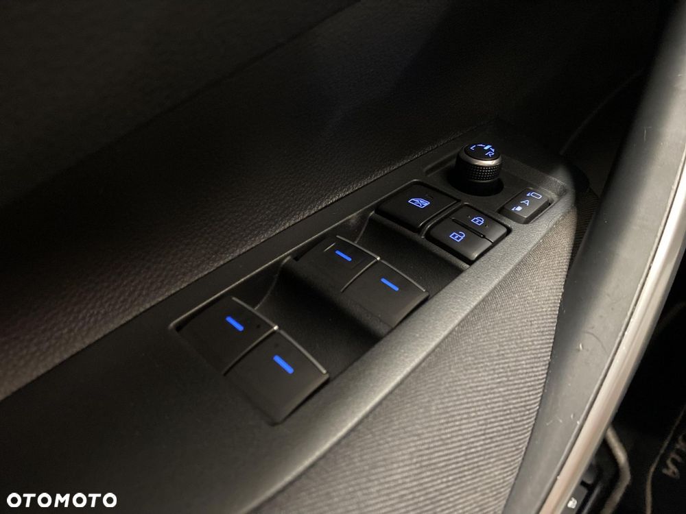 Toyota Corolla 1.8 Hybrid Comfort - 20