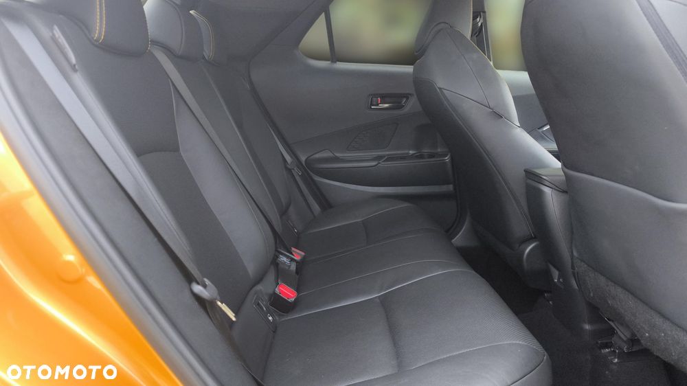 Toyota C-HR - 11