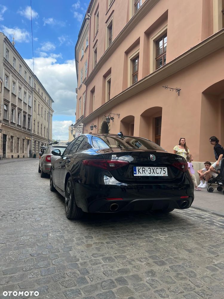 Alfa Romeo Giulia 2.0 Turbo Veloce Q4 - 4
