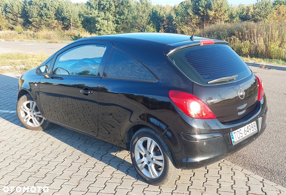 Opel Corsa D 2008 photo 4