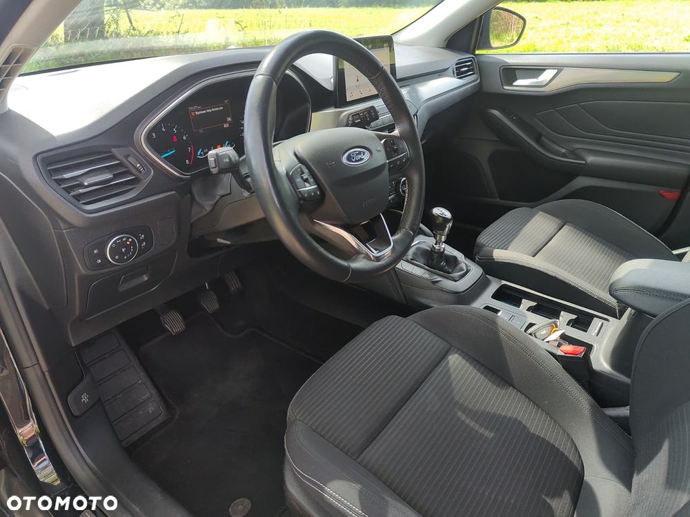 Ford Focus SW 1.0 EcoBoost Titanium - 13