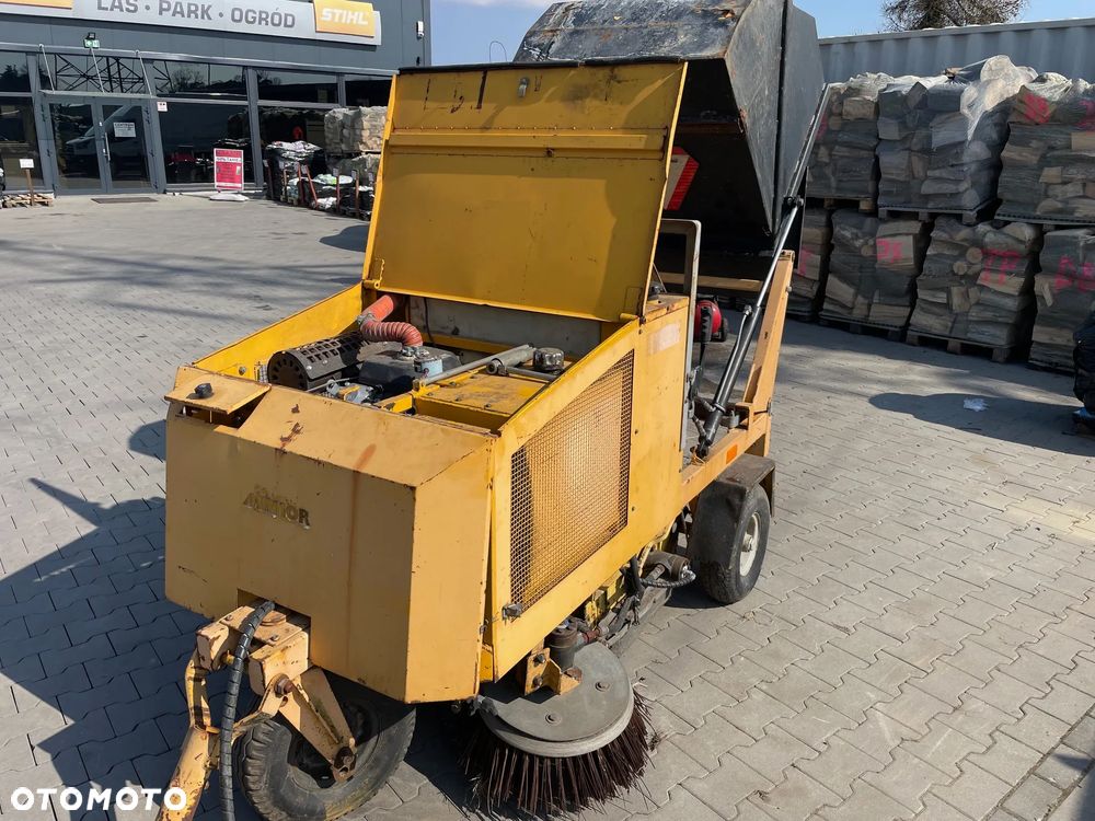 Inny Broddson Minior - 1