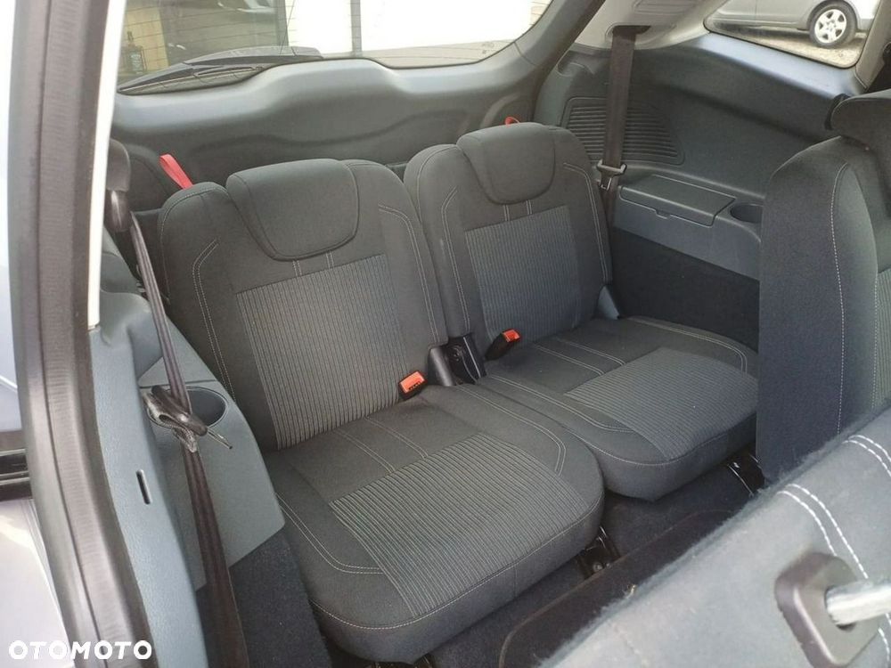 Ford Grand C-MAX 1.6 TDCi Start-Stop-System Titanium - 14
