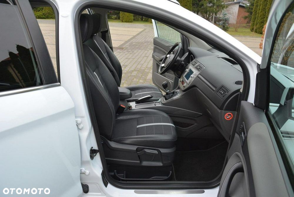 Ford Kuga 2.0 TDCi 4WD Titanium - 17