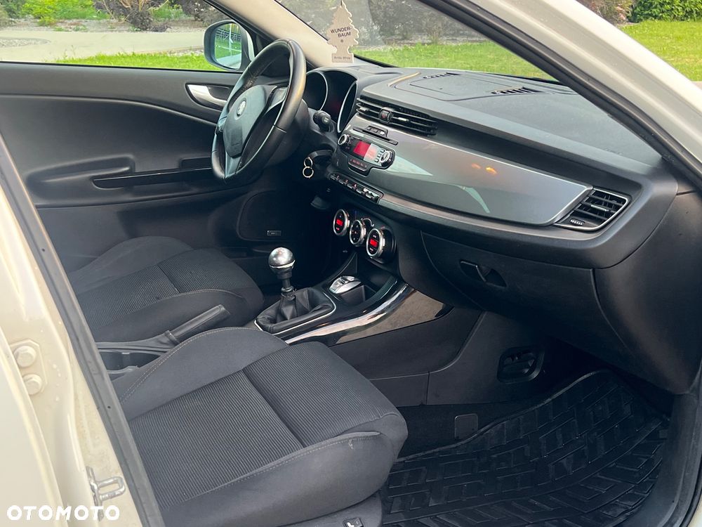 Alfa Romeo Giulietta 1.4 TB Progression - 8