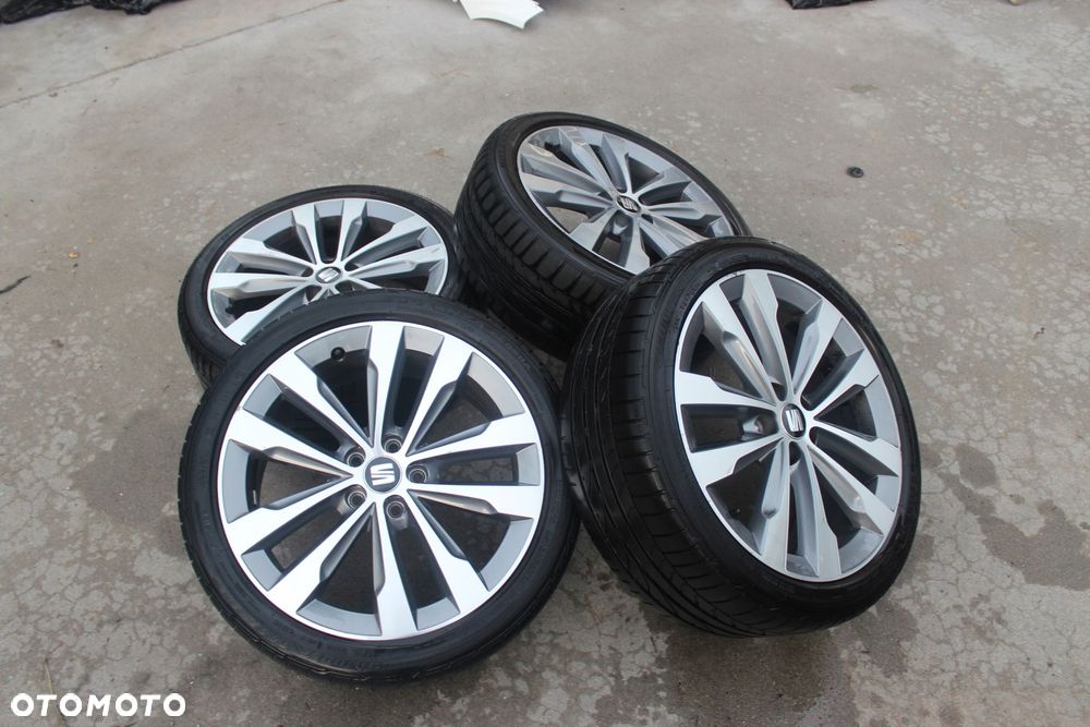 Felgi Aluminiowe Seat Ibiza FR R17 Opony letnie 215/40 - 3