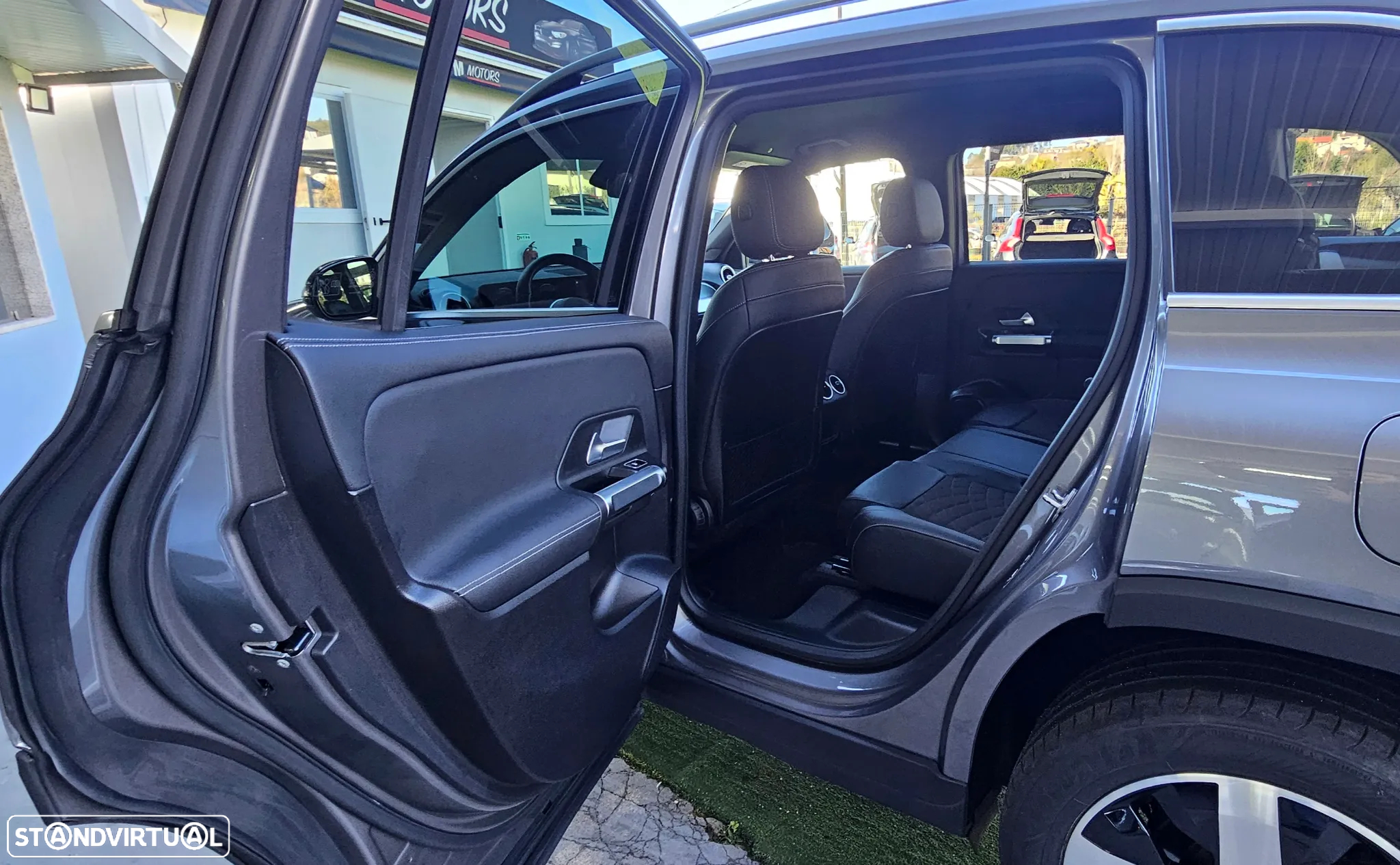 Mercedes-Benz GLB 180 d Progressive - 15