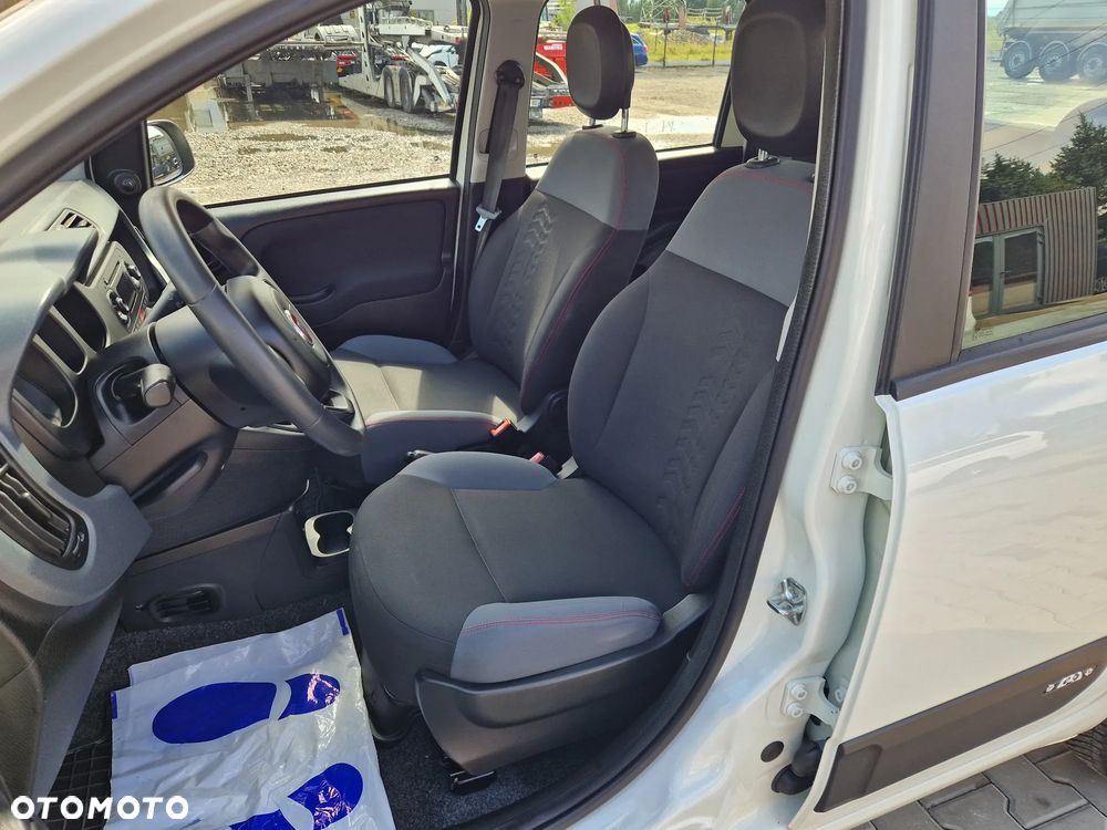 Fiat Panda 1.2 Lounge EU6 - 11