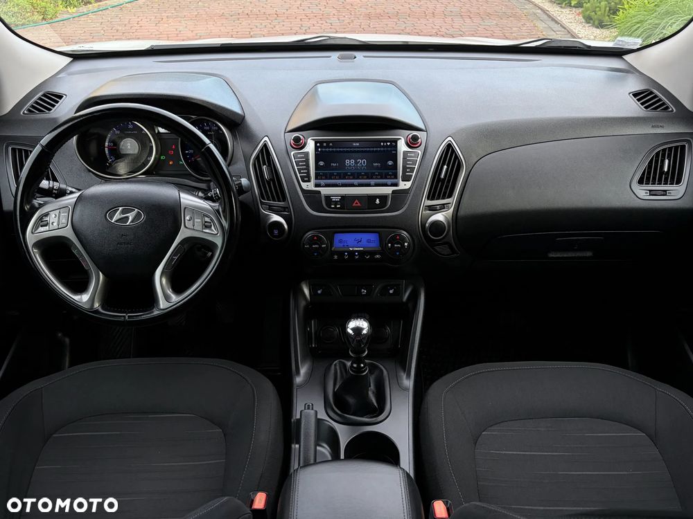 Hyundai ix35 1.7 CRDi 2WD blue Trend - 28