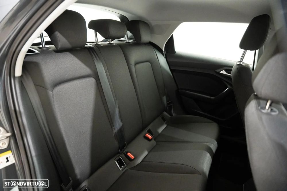 Audi A1 Sportback 25 TFSI Advanced - 23