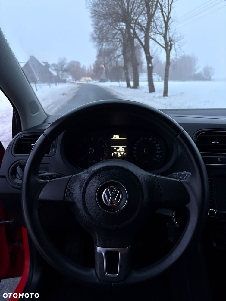 Volkswagen Polo 1.2 Team - 16