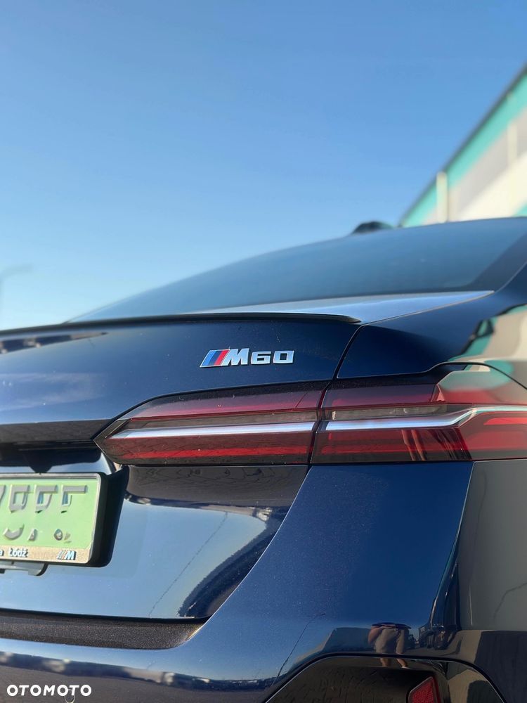 BMW i5 83.9kWh M60 xDrive - 12