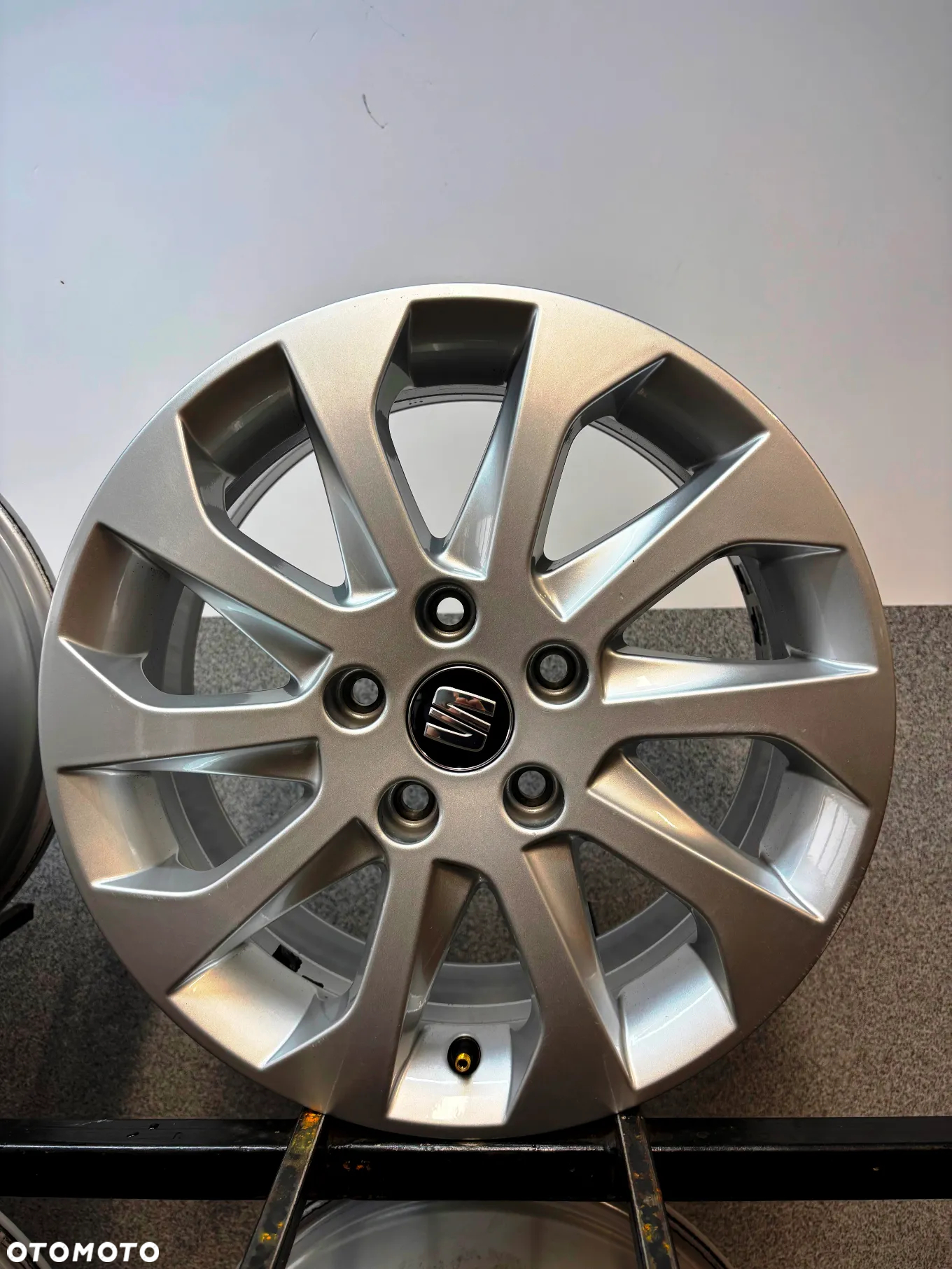 4 FELGI ALU. SEAT LEON III , VW GOLF 6,7,SKODA OCTAVIA 2,3  16''   6,5J ET46 - 5