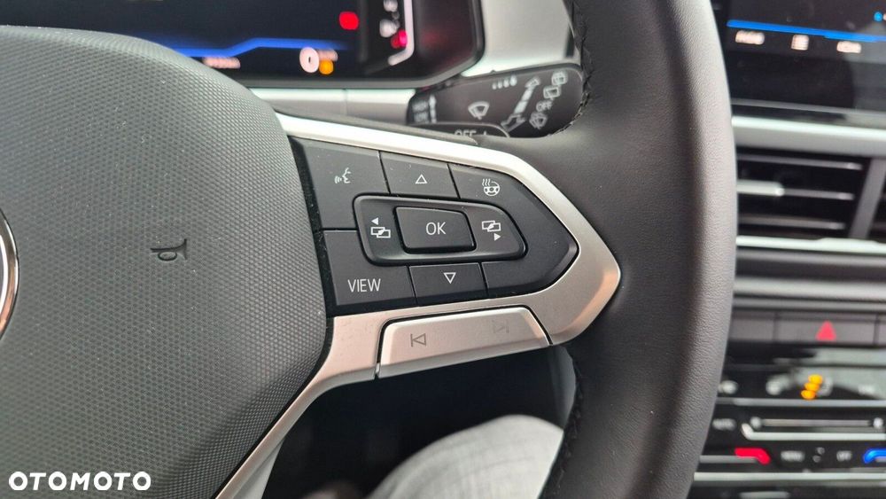 Volkswagen T-Roc 1.5 TSI Life DSG - 25