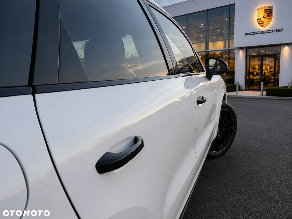 Porsche Cayenne E-Hybrid Tiptronic S - 8