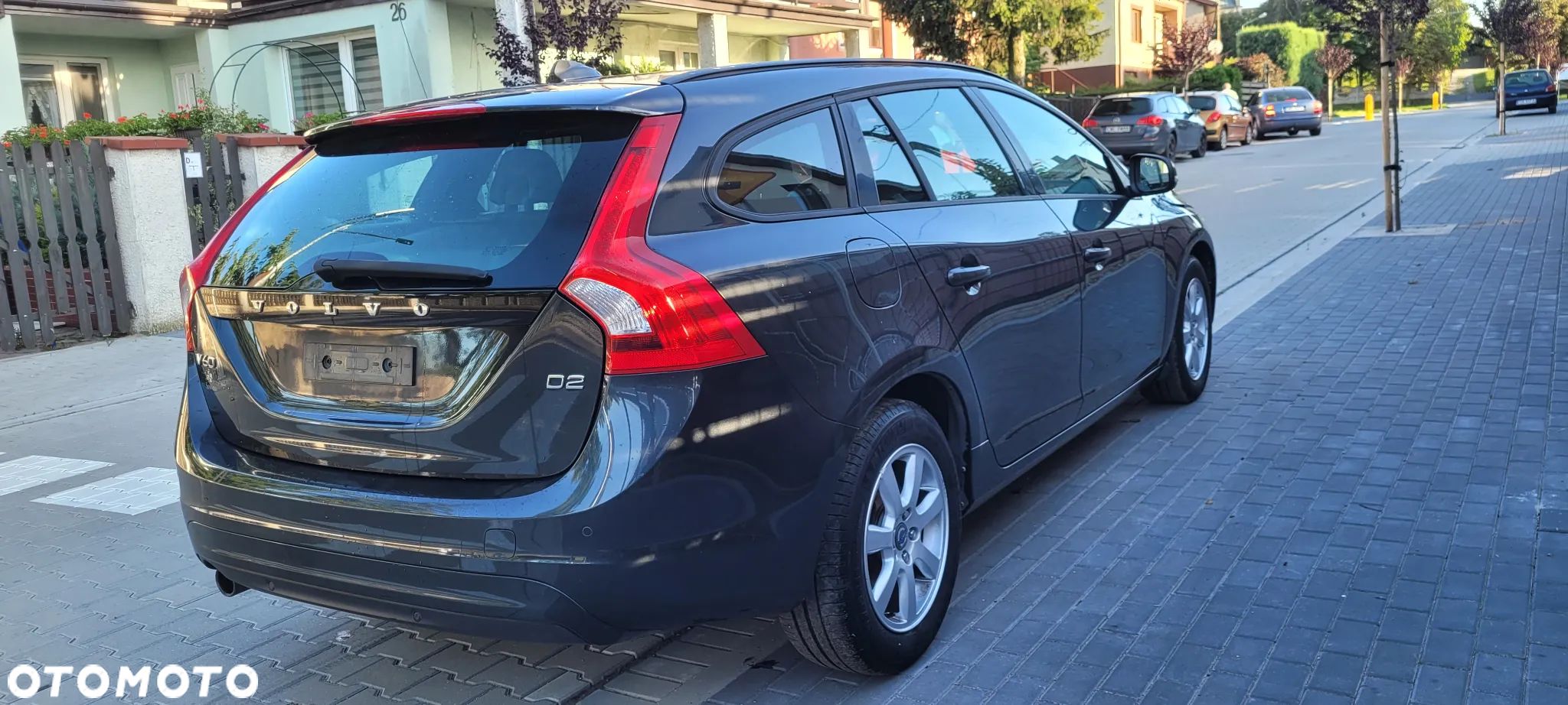 Volvo V60 D2 Kinetic - 1