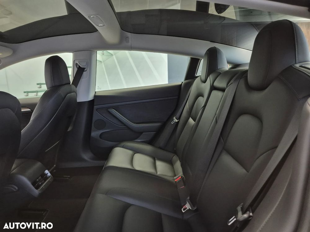 Tesla Model 3 Langstreckenbatterie Allradantrieb Dual Motor Performance - 18