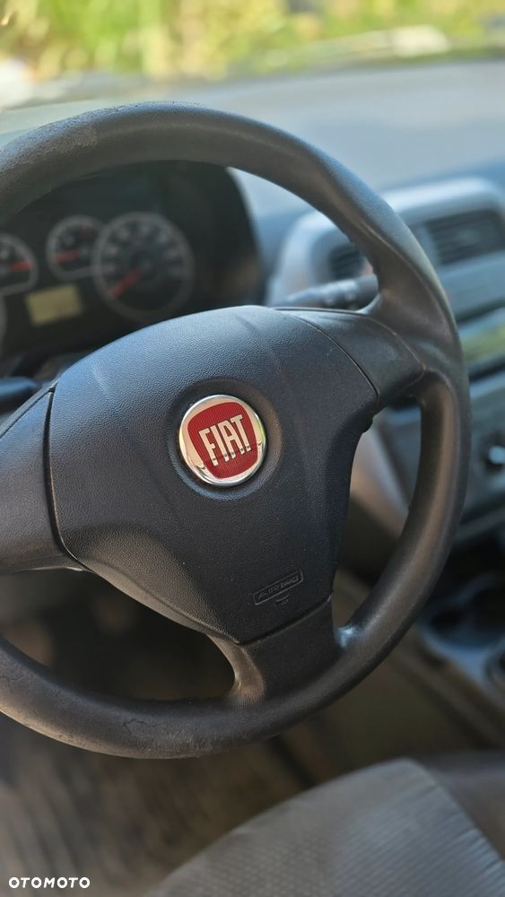Fiat Punto - 8