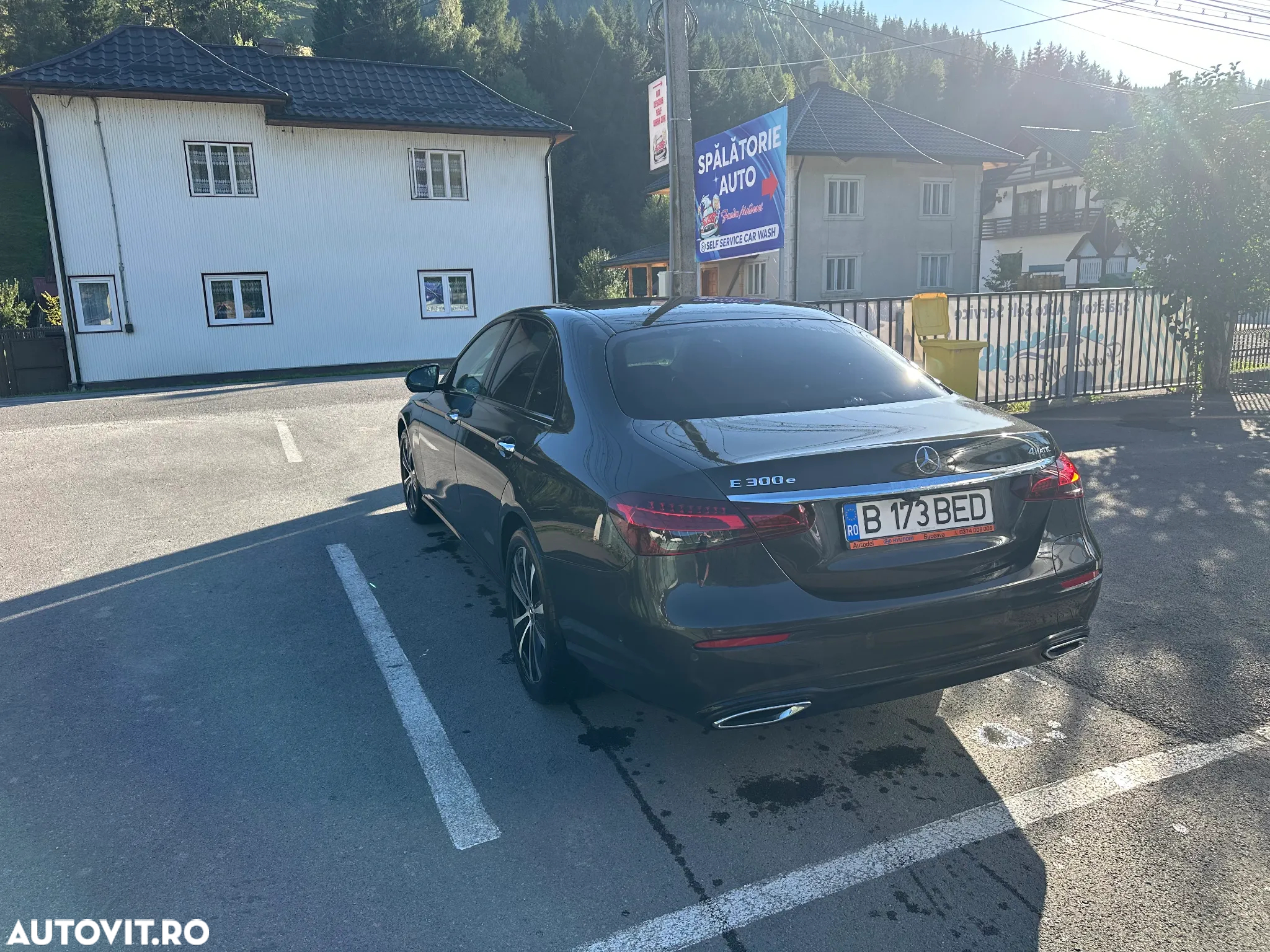 Mercedes-Benz E 300 Aut. - 3