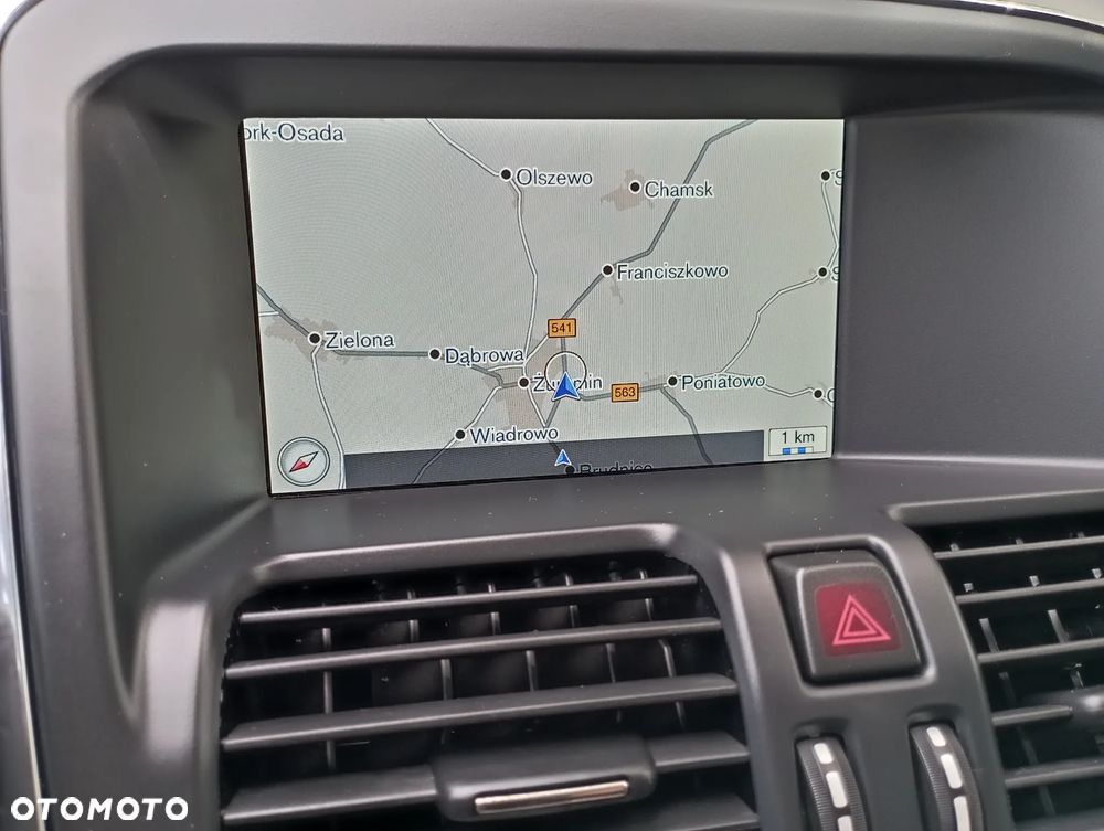 Volvo XC 60 - 30