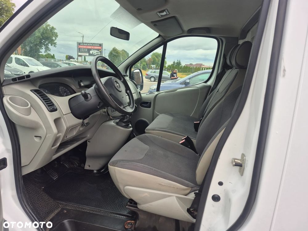 Opel Vivaro - 15